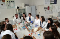 [FOTO, VIDEO] Tysiąc uczniów na seminarium chemicznym w Politechnice Rzeszowskiej