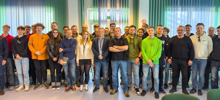 Konferencja Lotno-Techniczna w Akademickim Ośrodku Szybowcowym w Bezmiechowej,