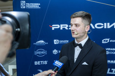 Projekt z licencją na wygrywanie